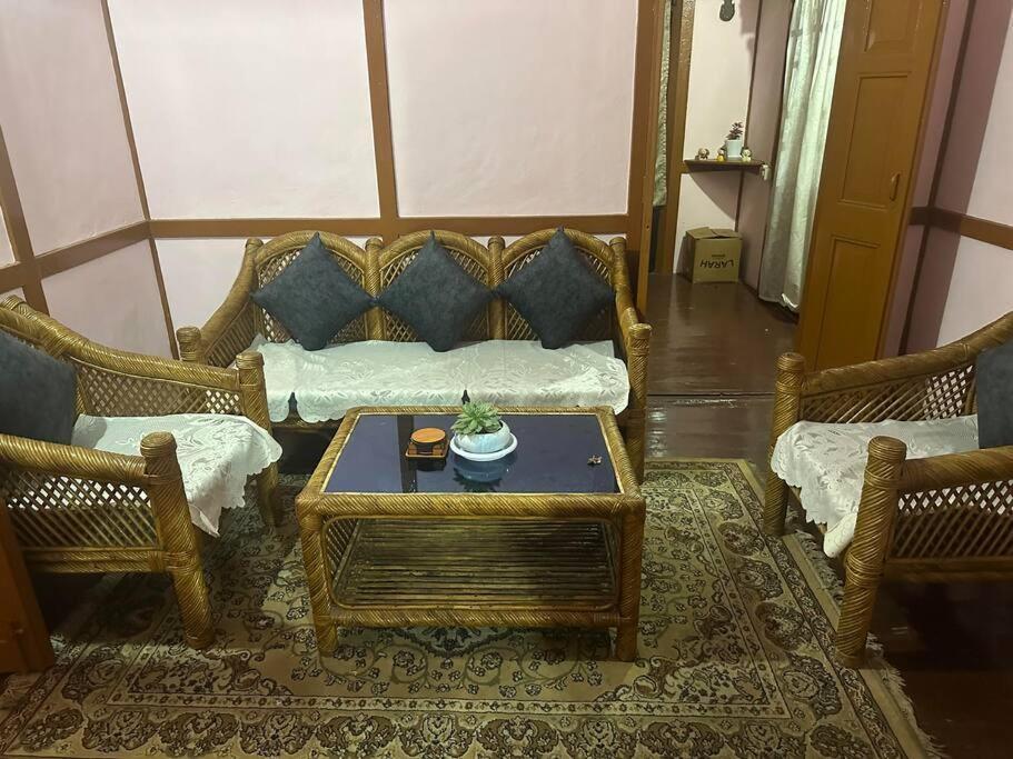 Heritage House Σιλόνγκ Εξωτερικό φωτογραφία